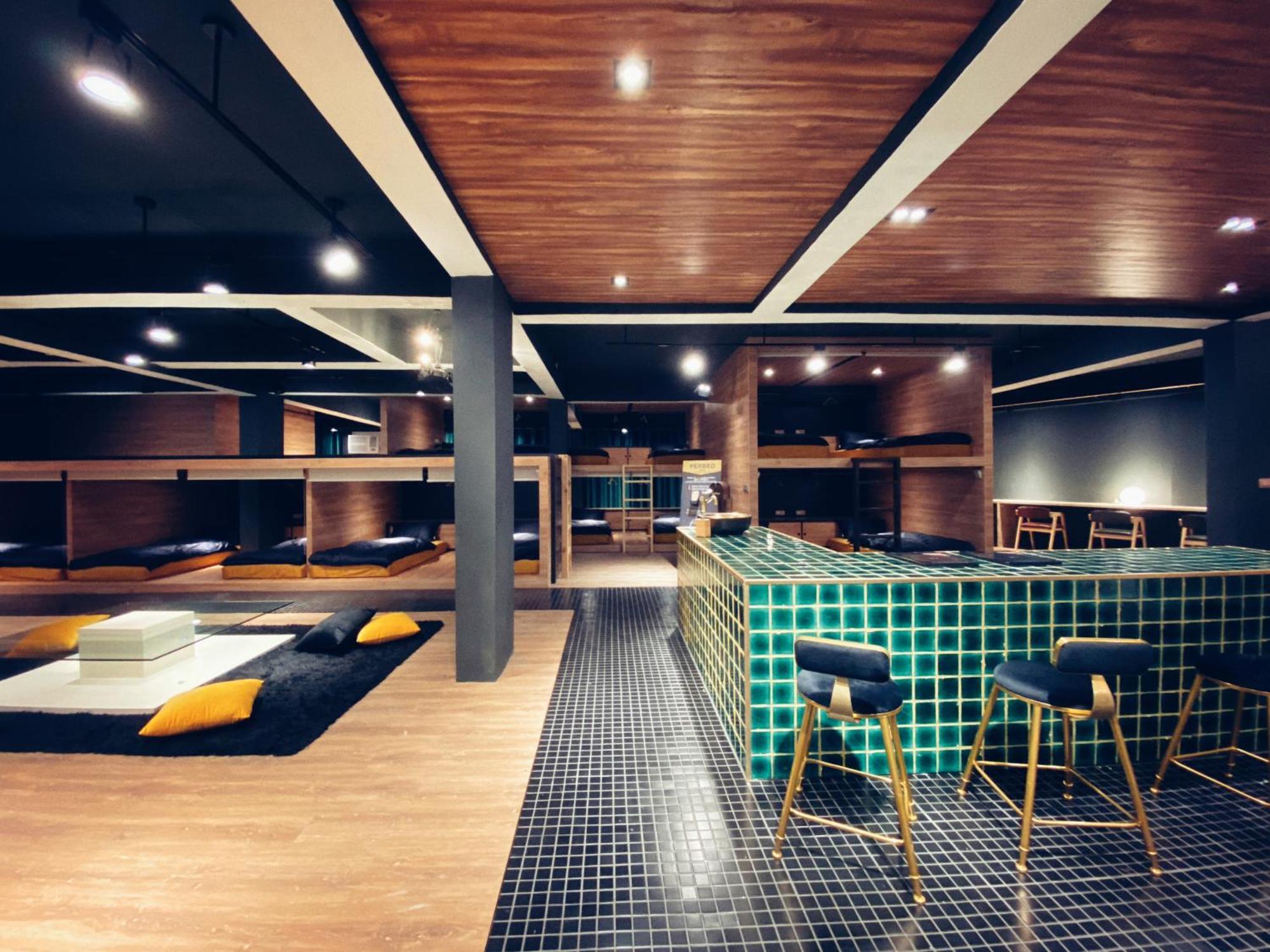 Perbed Hostel-Taichung Station Buitenkant foto