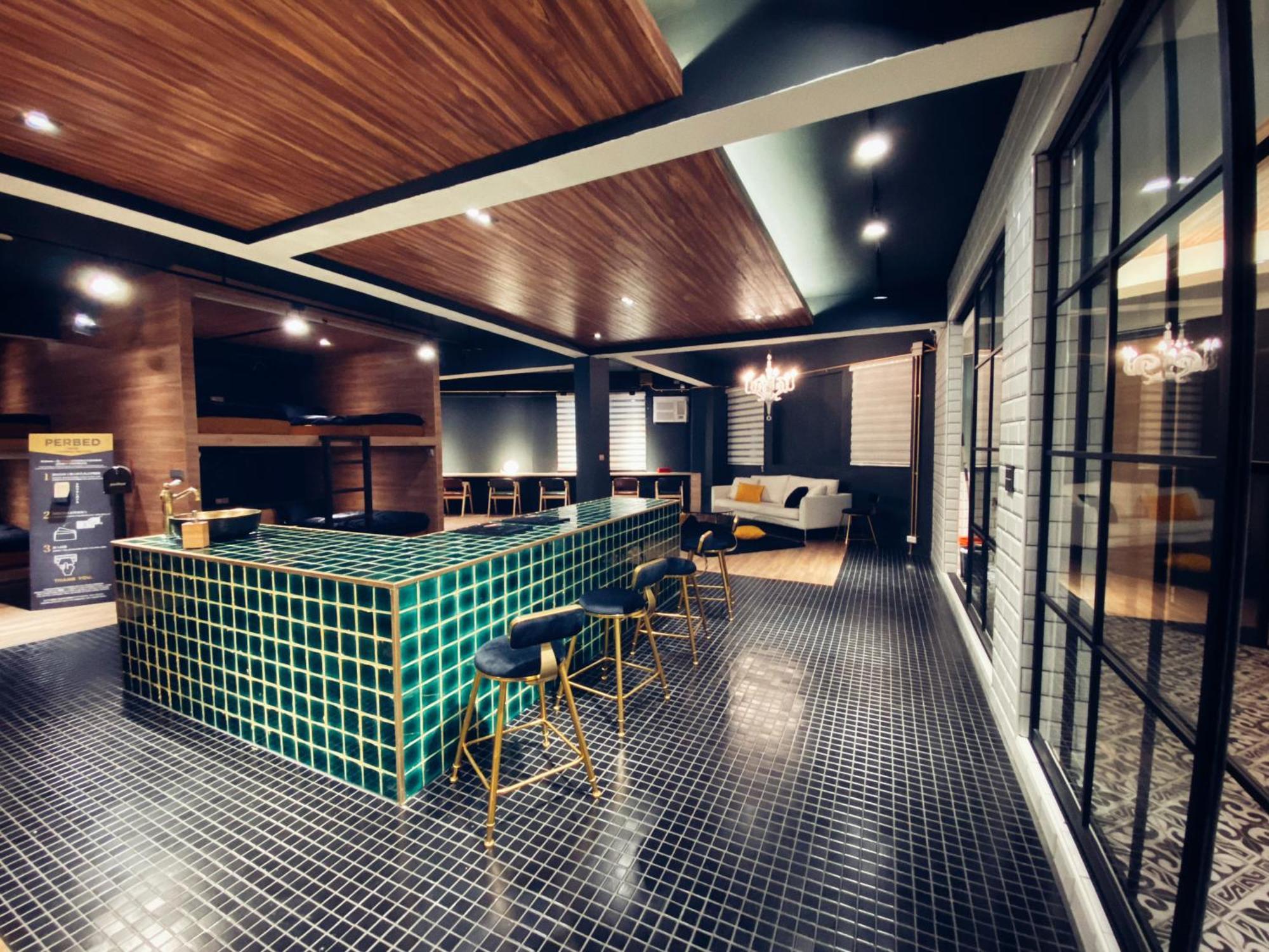 Perbed Hostel-Taichung Station Buitenkant foto