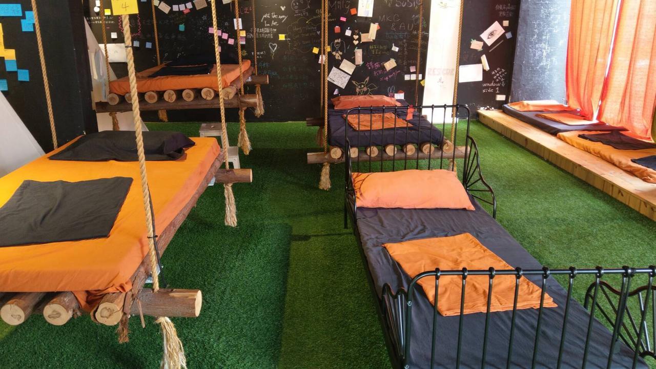 Perbed Hostel-Taichung Station Buitenkant foto